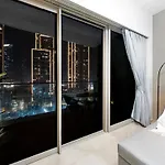 Smartstay At Grande Signature - Downtown Dubai City Views - Brand New Luxury Apartments