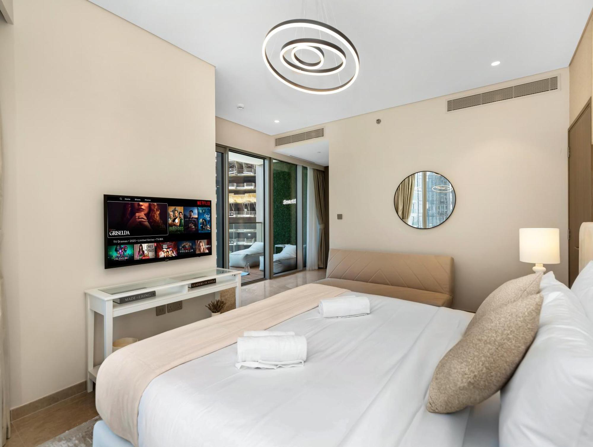 Smartstay At Grande Signature - Downtown Views - Brand New Luxury Dubai