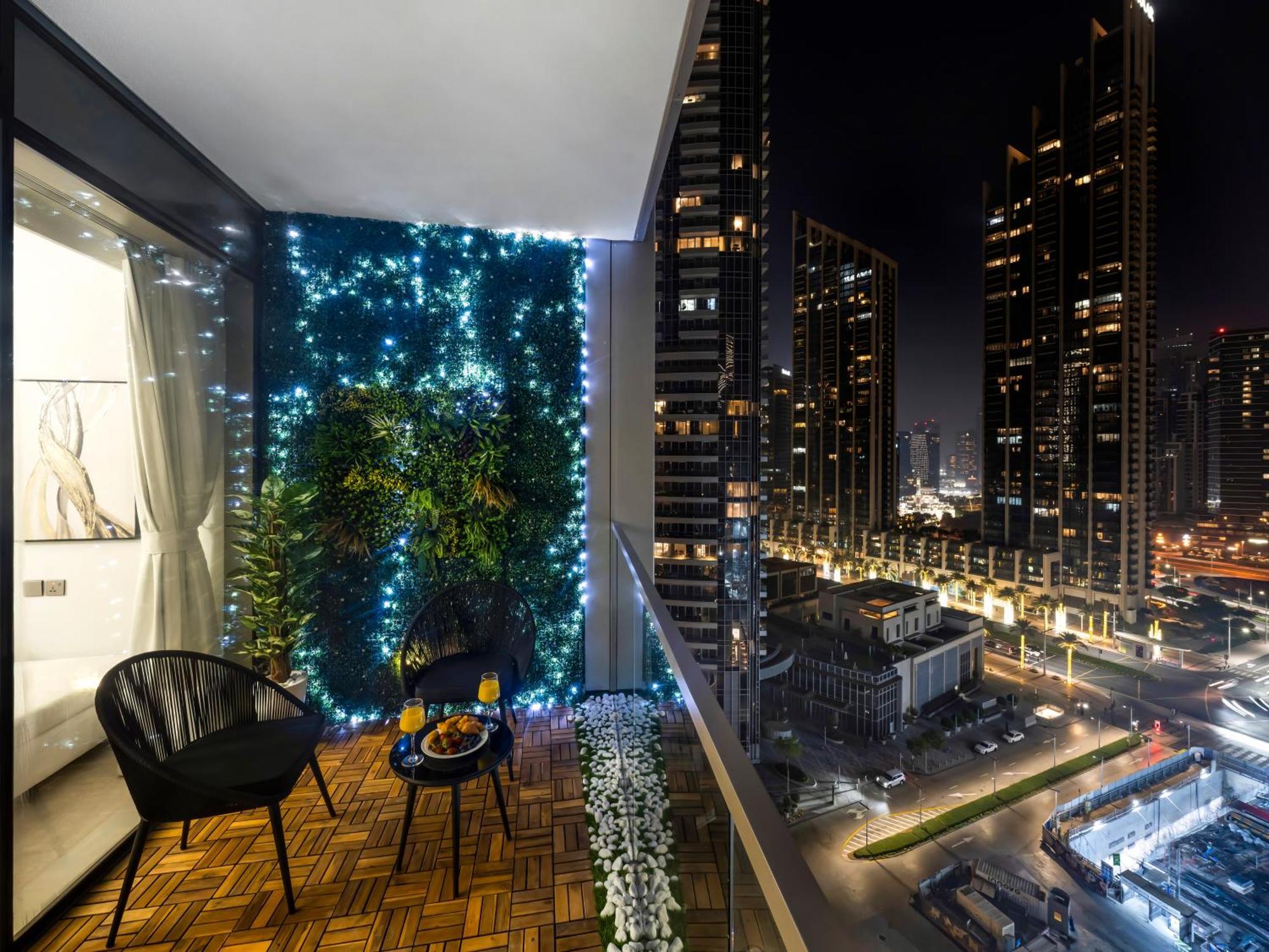 Smartstay At Grande Signature - Downtown Views - Brand New Luxury Apartment Dubai